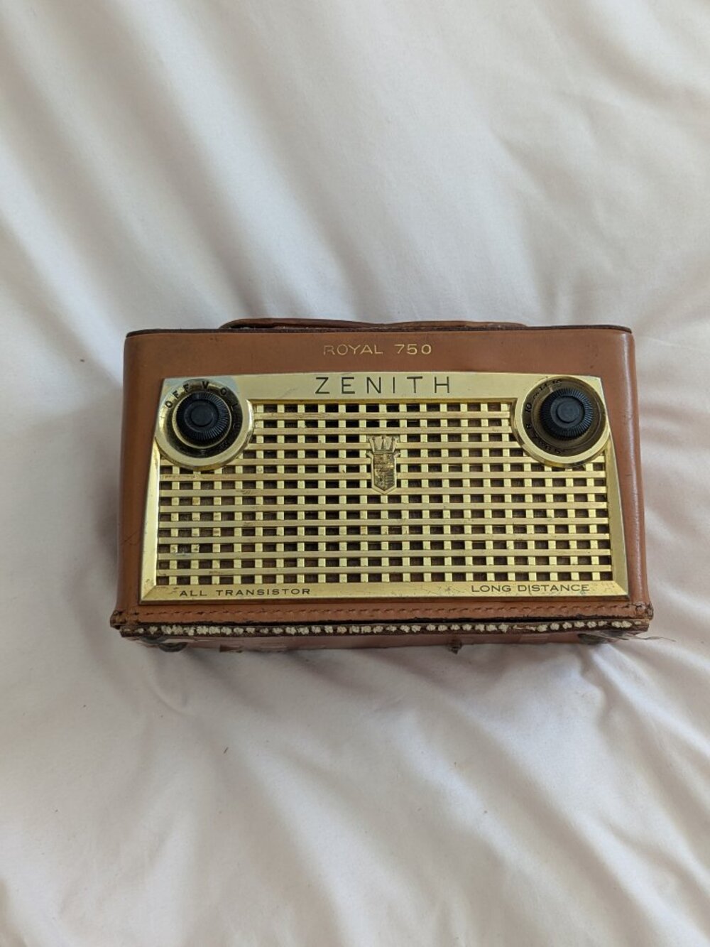 Zenith Brown Leather Royal 750 Vintage Radio USA